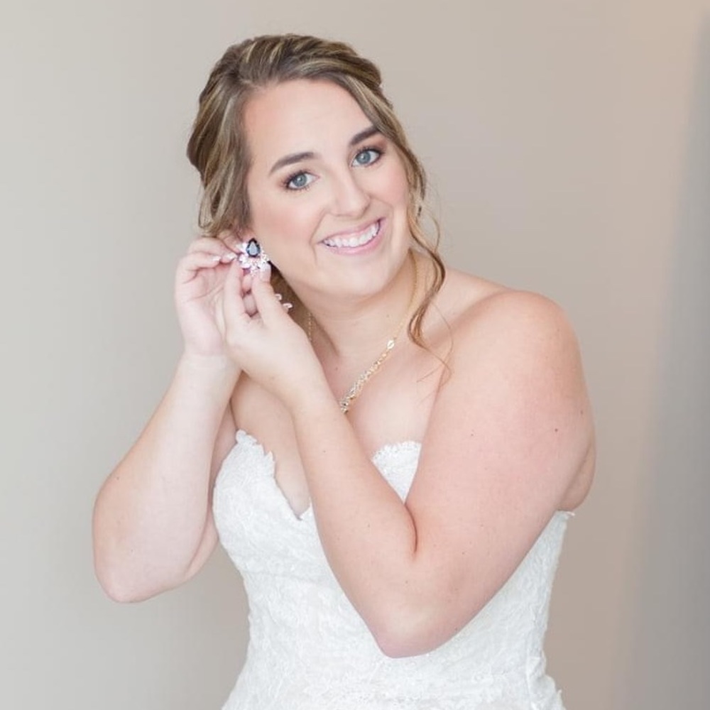 Meet your Posher, Kayla